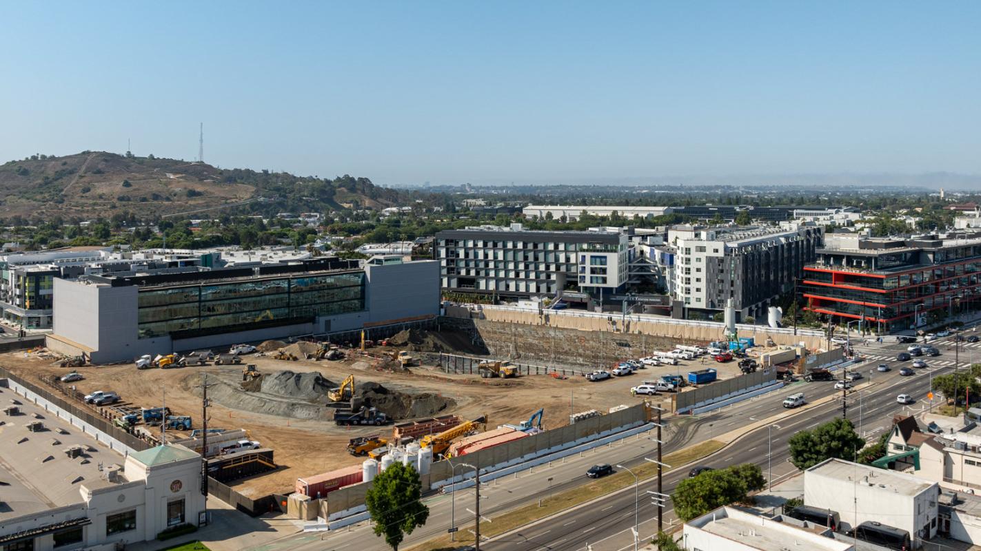 Excavation continues for Apple's big office campus at 8888
